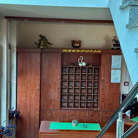 Wellness & - Oaza ホテル